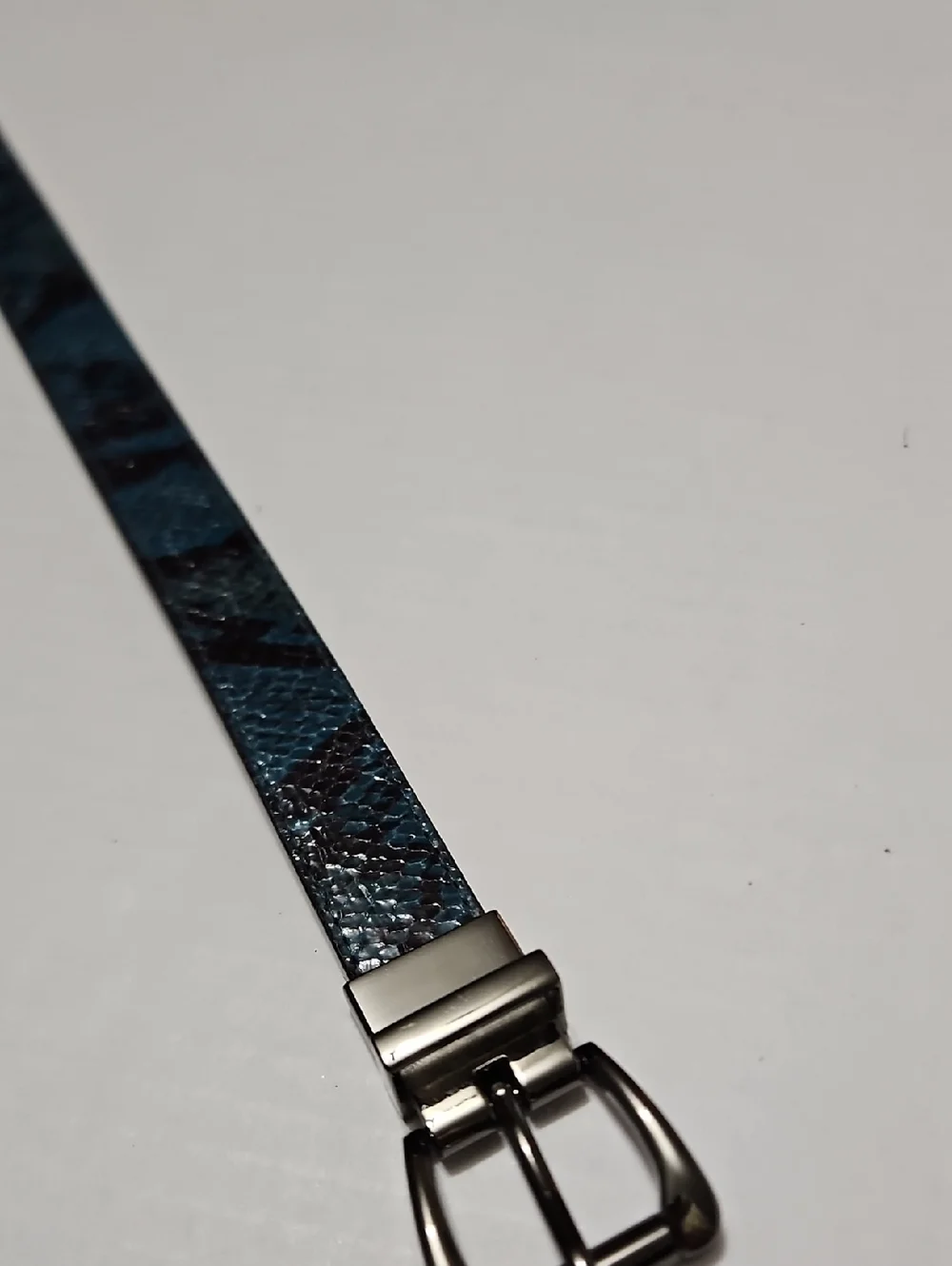 Nine West Women's Aqua & Black Synthetic Textured Leather Belt Size M